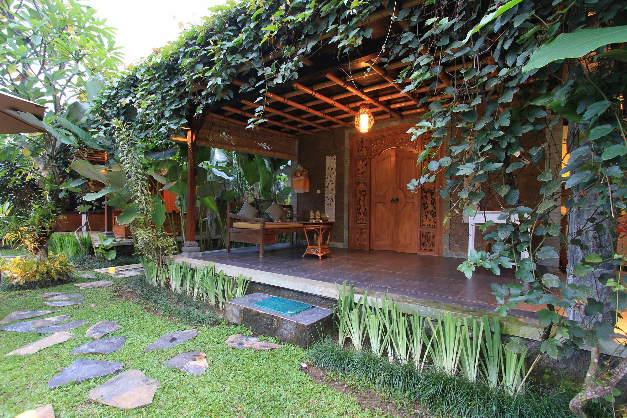 Kishi-Kishi Ubud Villas Экстерьер фото